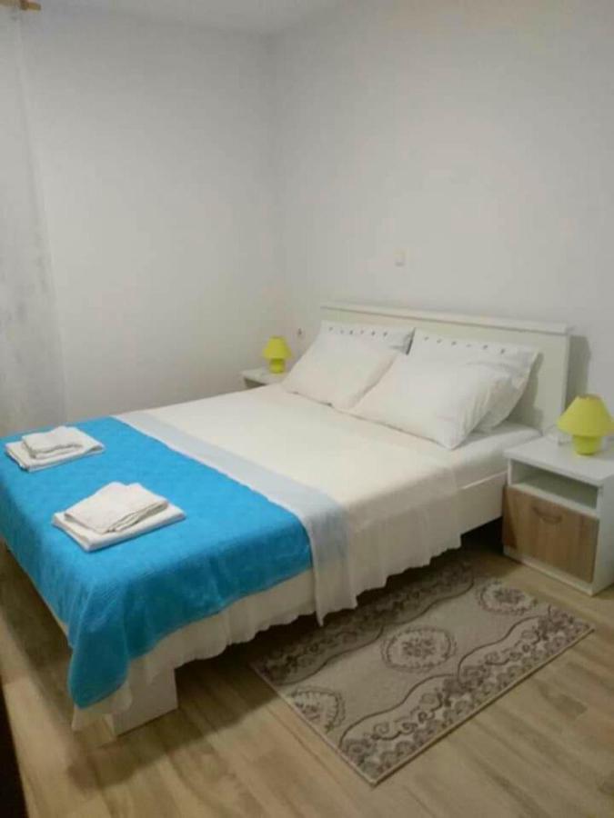 Apartmani Ruzmarin - Seget Donji, Trogir Exterior foto