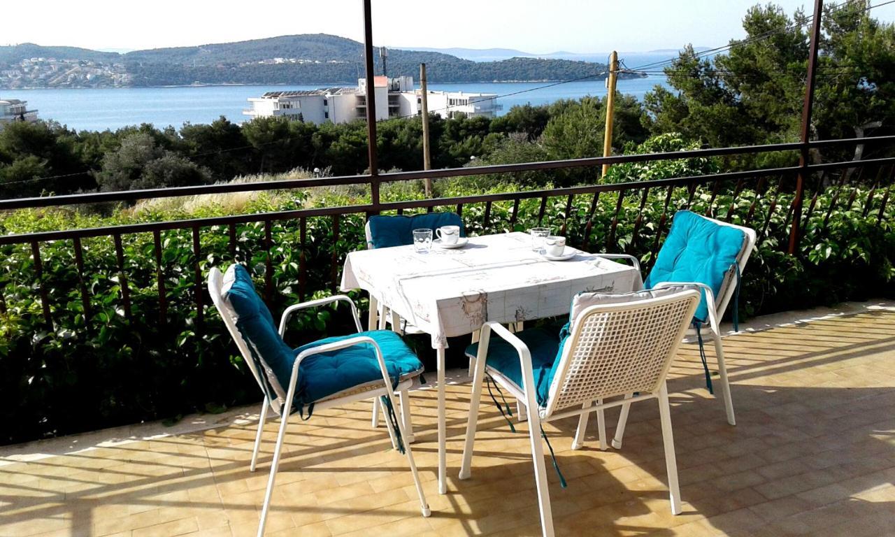 Apartmani Ruzmarin - Seget Donji, Trogir Exterior foto
