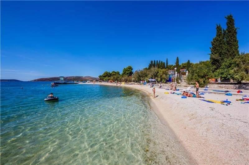 Apartmani Ruzmarin - Seget Donji, Trogir Exterior foto